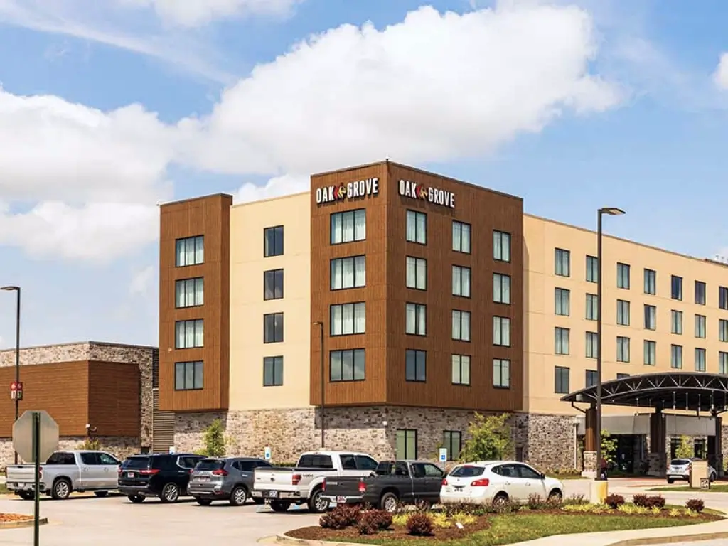 Oak Grove Racing, Gaming & Hotel